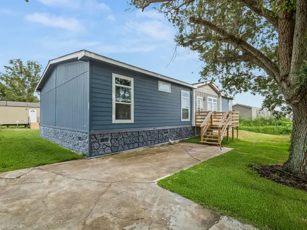 8559 Gulf Hwy, Lake Charles, LA 70607