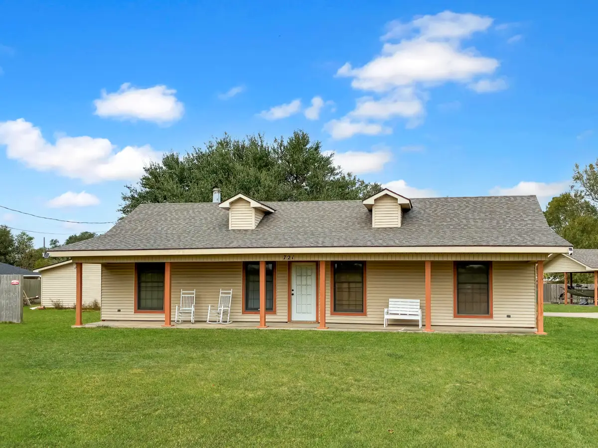 721 S Lightner Ave, Iowa, LA 70647 - Image #1