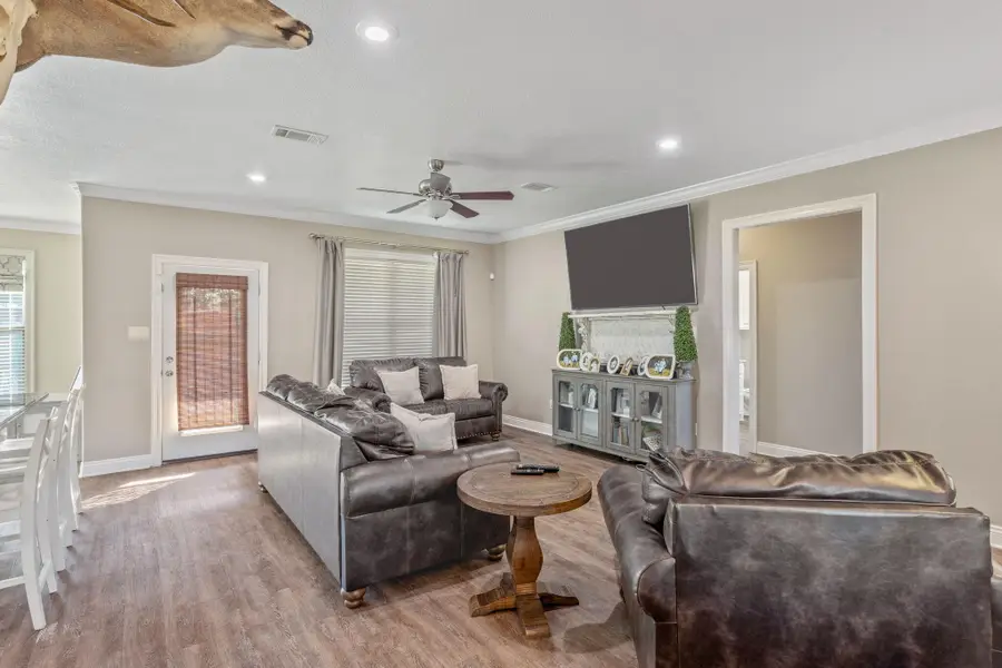 1018 Magdalena St, Sulphur, LA 70663 - Image #3