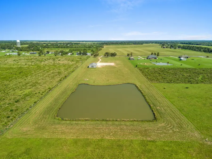 813 Birdnest Rd, Lake Charles, LA 70611 - Image #2