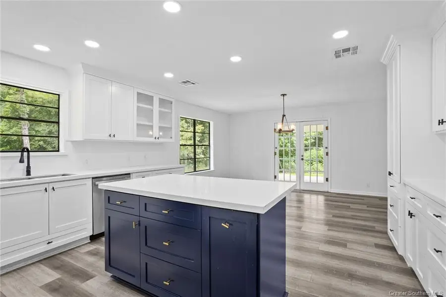 454 White Oak Dr, Lake Charles, LA 70611 - Image #2