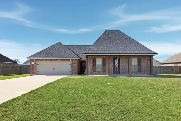 5517 E Jake Oliver Ln, Iowa, LA 70647
