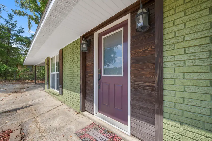 105 Allen Ave, Leesville, LA 71446 - #2