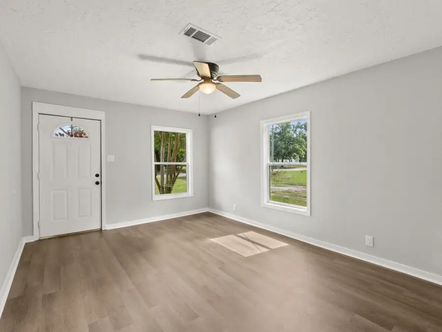 1007 Shirley St, Deridder, LA 70634 - Image #3