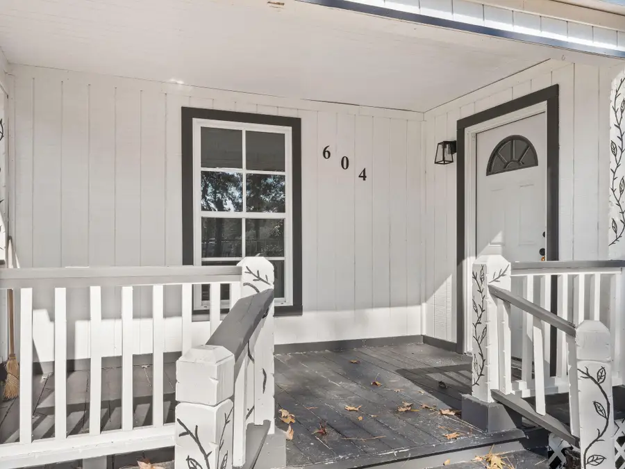 604 W North St, Leesville, LA 71446 - Image #2