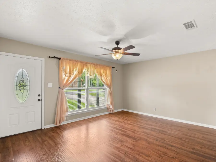 113 Azalea Ave, Deridder, LA 70634 - #2