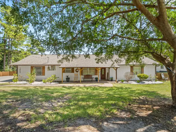 1453 Oakridge Dr, Leesville, LA 71446