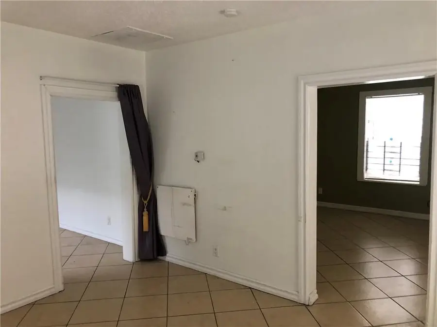 2413 S Derbigny Street, New Orleans, LA 70125 - #2