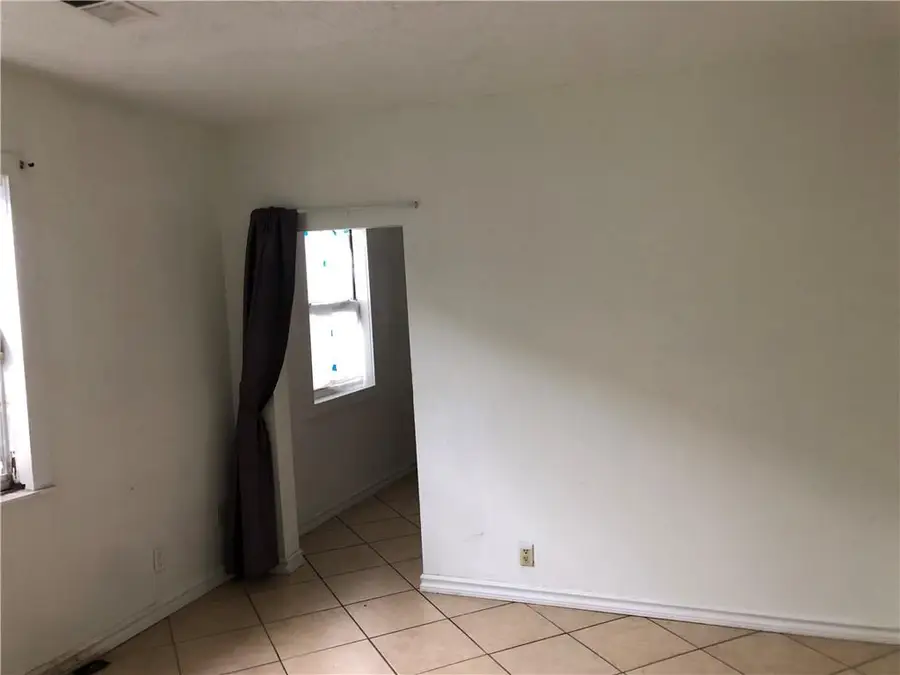 2413 S Derbigny Street, New Orleans, LA 70125 - #3