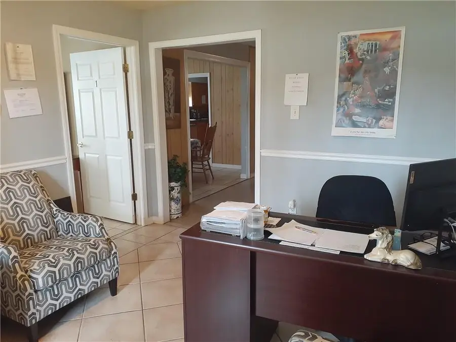 3081 Elmwood Park Drive, New Orleans, LA 70114 - Image #2