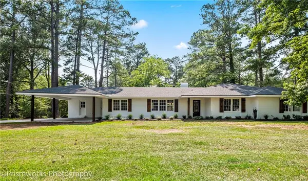 626 Pearce Road, Pineville, LA 71360
