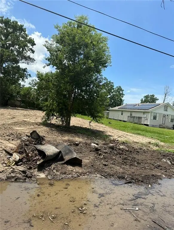 4640 Eastview Drive, New Orleans, LA 70126 - Image #2