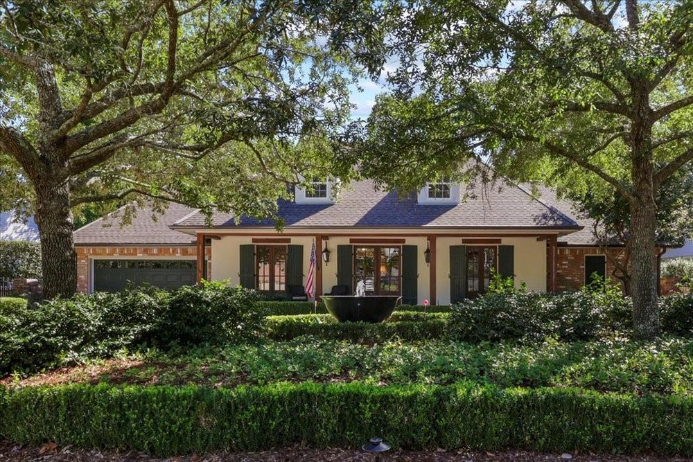 205 Evangeline Drive, Mandeville, LA 70471 BHGRE