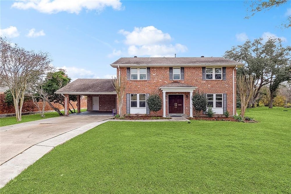 387 Fairfield Avenue, Gretna, LA 70056 BHGRE