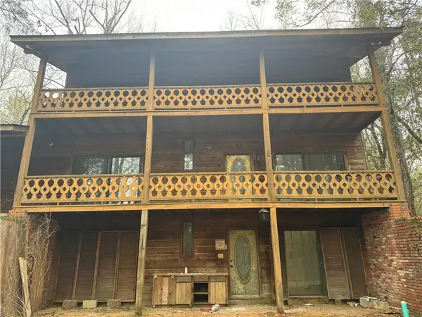 303 Raintree Place, Pineville, LA 71360