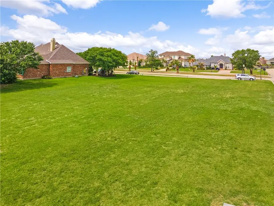 2060 Lakeshore Boulevard, Slidell, LA 70461 - Image #2