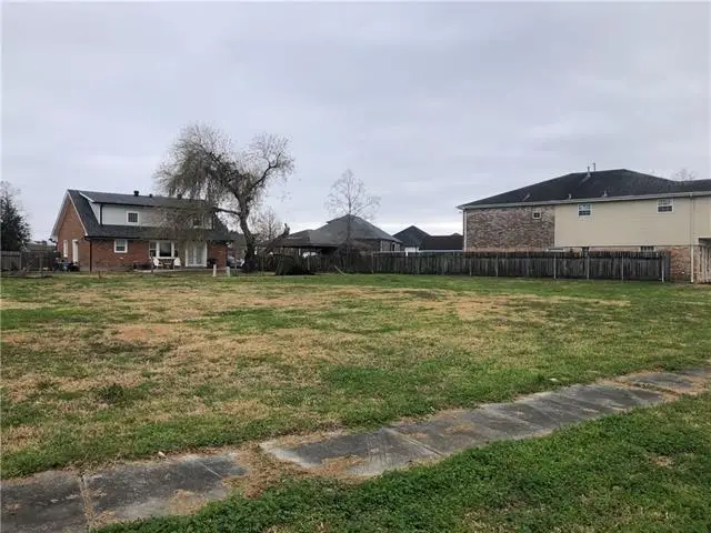 8325 Fairfax Drive, Chalmette, LA 70043 - Image #1