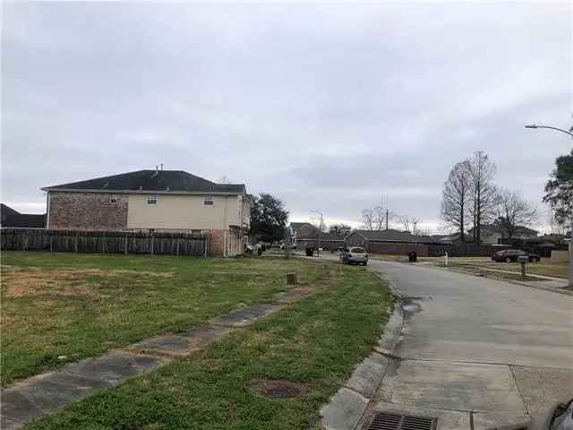 8325 Fairfax Drive, Chalmette, LA 70043 - Image #3