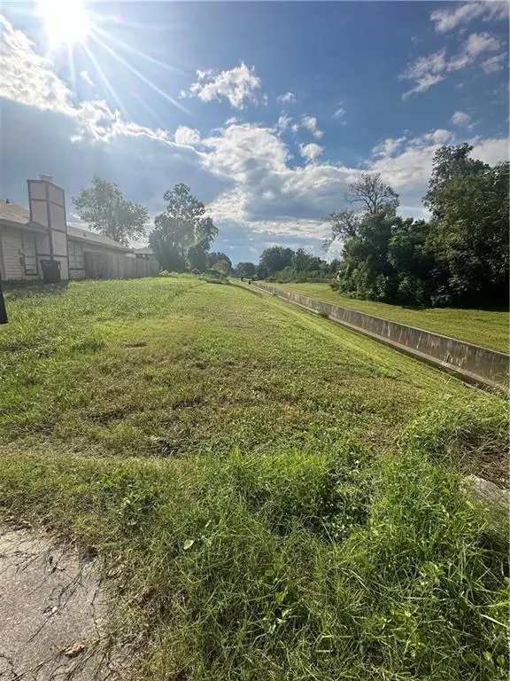 1325201 Wall Boulevard, New Orleans, LA 70114 - #2