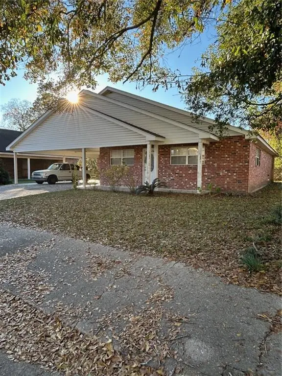211 N Walnut Street, Opelousas, LA 70570 - Image #2