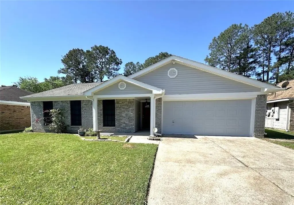 105 Foxcroft Drive, Slidell, LA 70461 - Image #1