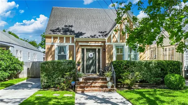 2725 Joseph Street, New Orleans, LA 70115