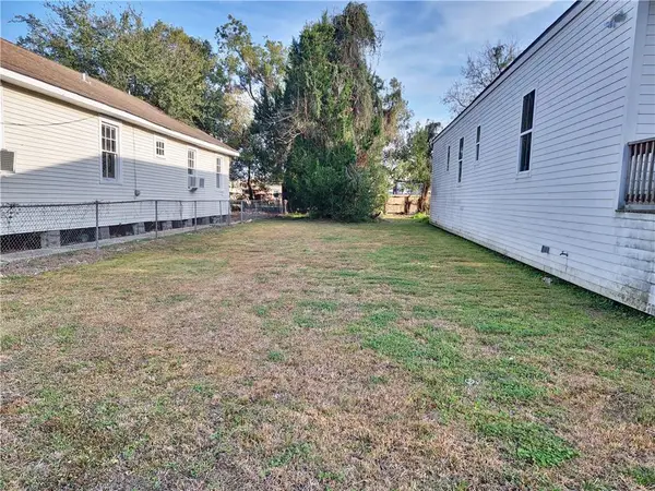 4119 Hollygrove Street, New Orleans, LA 70118