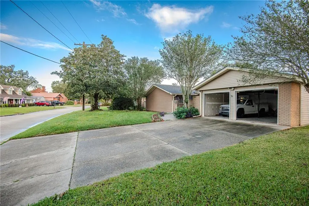 307 Schlief Drive, Belle Chasse, LA 70037 - Image #1