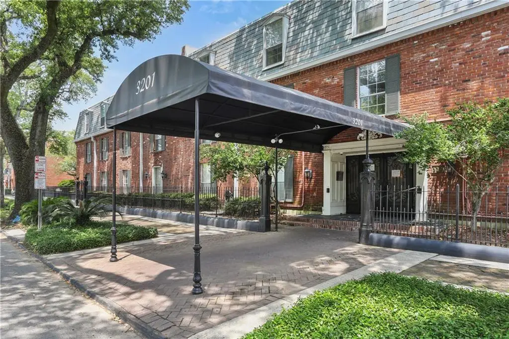 3201 St Charles Avenue #230, New Orleans, LA 70115 - Image #1