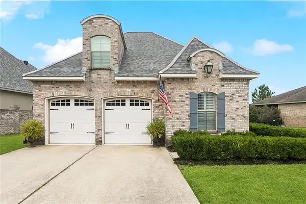 121 Saint Calais Place, Madisonville, LA 70447