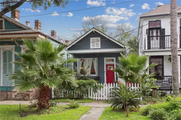 1715 Ursulines Avenue, New Orleans, LA 70116