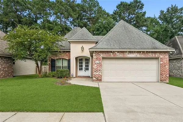 717 N Brown Thrasher Loop, Madisonville, LA 70447