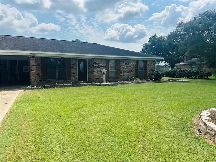 11806 Hwy 1 Highway, Moreauville, LA 71355 - Image #2