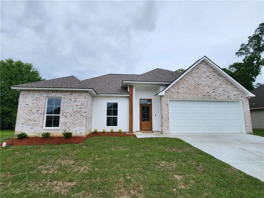 29801 Atlanta Drive, Albany, LA 70711 - #2