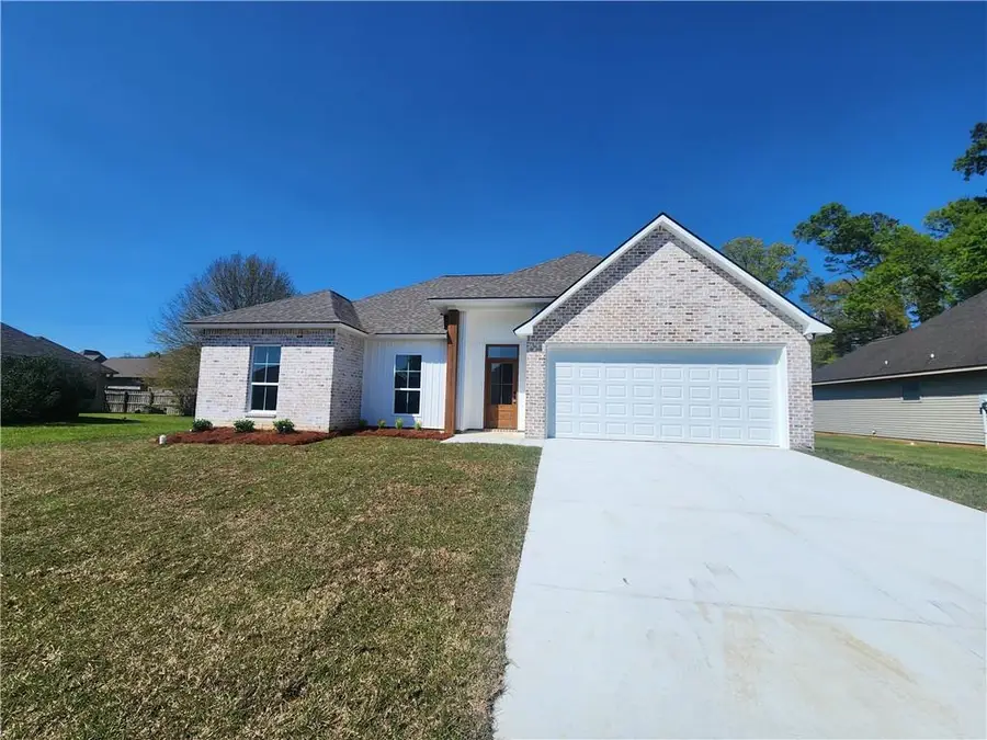 29801 Atlanta Drive, Albany, LA 70711 - #3