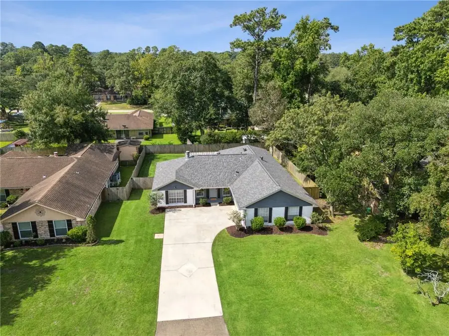 555 Manchester Drive, Slidell, LA 70461 - Image #2