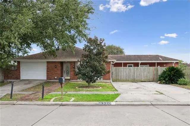 8320 Sabre Drive, Chalmette, LA 70043 - Image #2