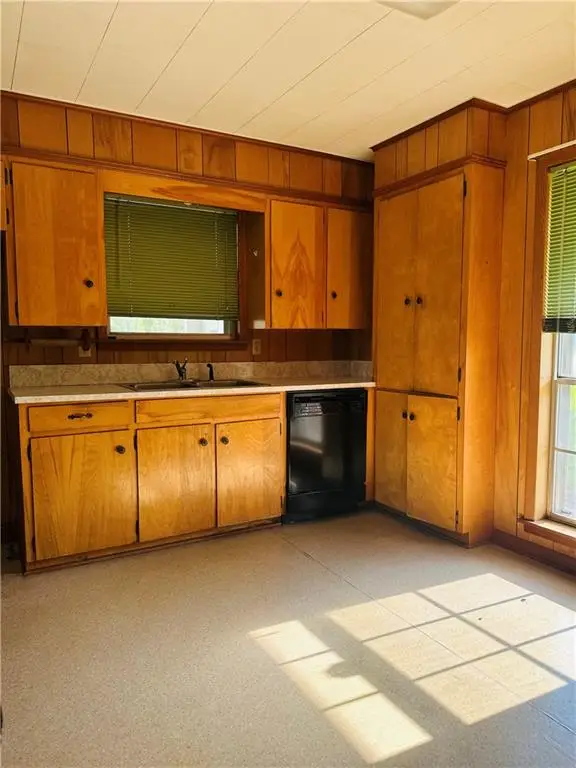 100 S Gayle Avenue, Bunkie, LA 71322 - Image #2