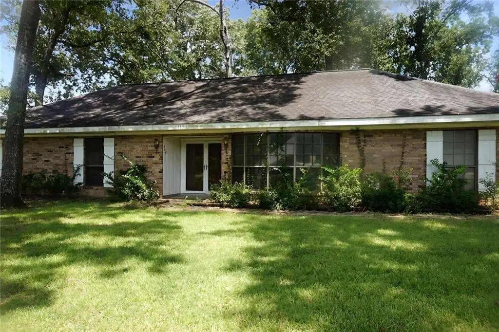 113 Oak Knoll Drive, Ville Platte, LA 70586 - Image #1