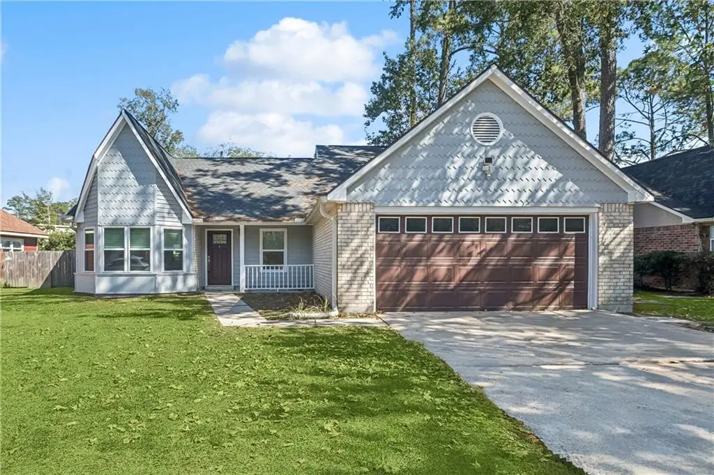 121 Woodridge Boulevard, Mandeville, LA 70471 - Image #1