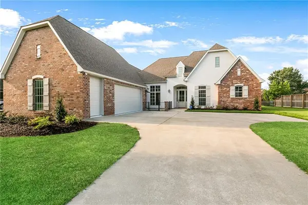 35352 Oak Haven Avenue, Geismar, LA 70734