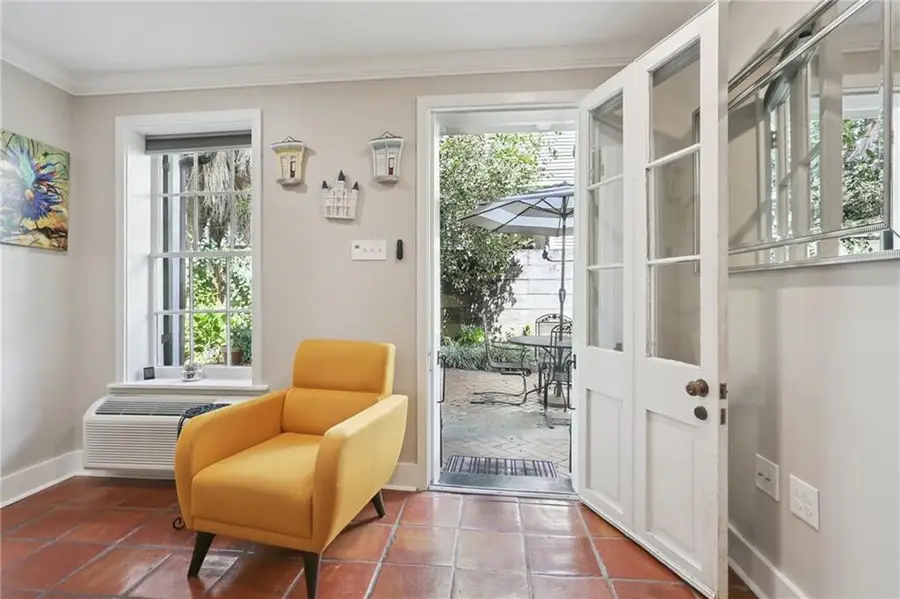 611 Dauphine Street #E, New Orleans, LA 70112 - Image #3