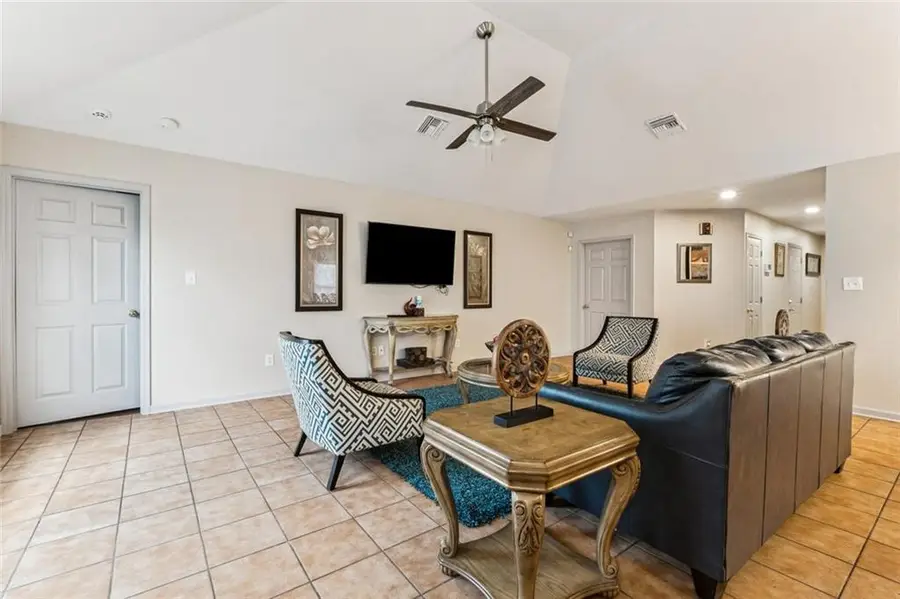 2126 General Collins Avenue, New Orleans, LA 70114 - Image #2