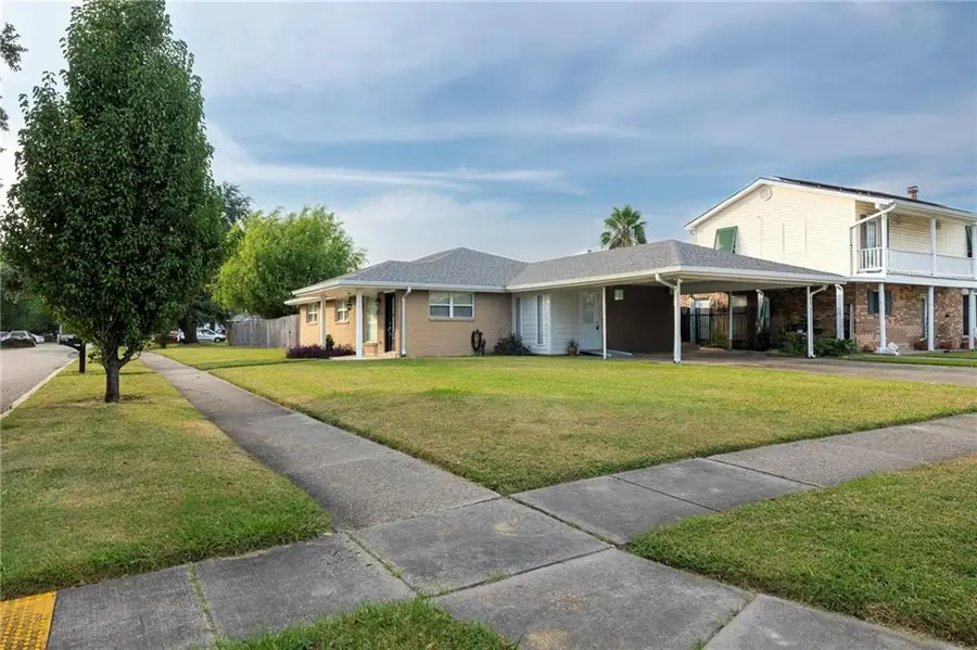 8721 Livingston Avenue, Chalmette, LA 70043 - Image #3