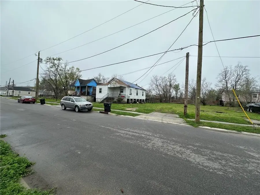 2722 Benefit Street, New Orleans, LA 70122 - Image #2