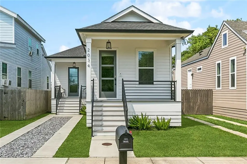 2034 Deslonde Street, New Orleans, LA 70117 - Image #1