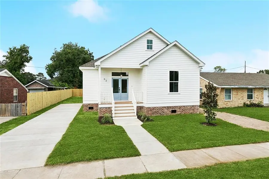 62 Patterson Drive, Chalmette, LA 70043 - Image #2
