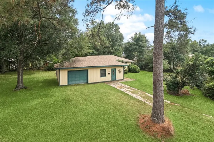 1020 Avenue H Avenue, Bogalusa, LA 70427 - Image #2