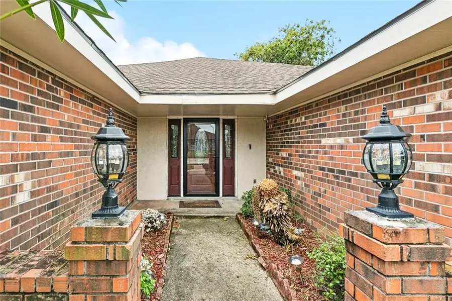 7830 Wave Drive, New Orleans, LA 70128 - Image #2