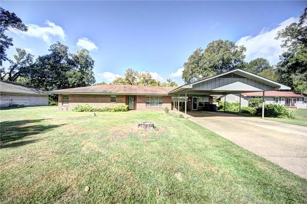 334 Shoreline Drive, Natchitoches, LA 71457 - Image #1